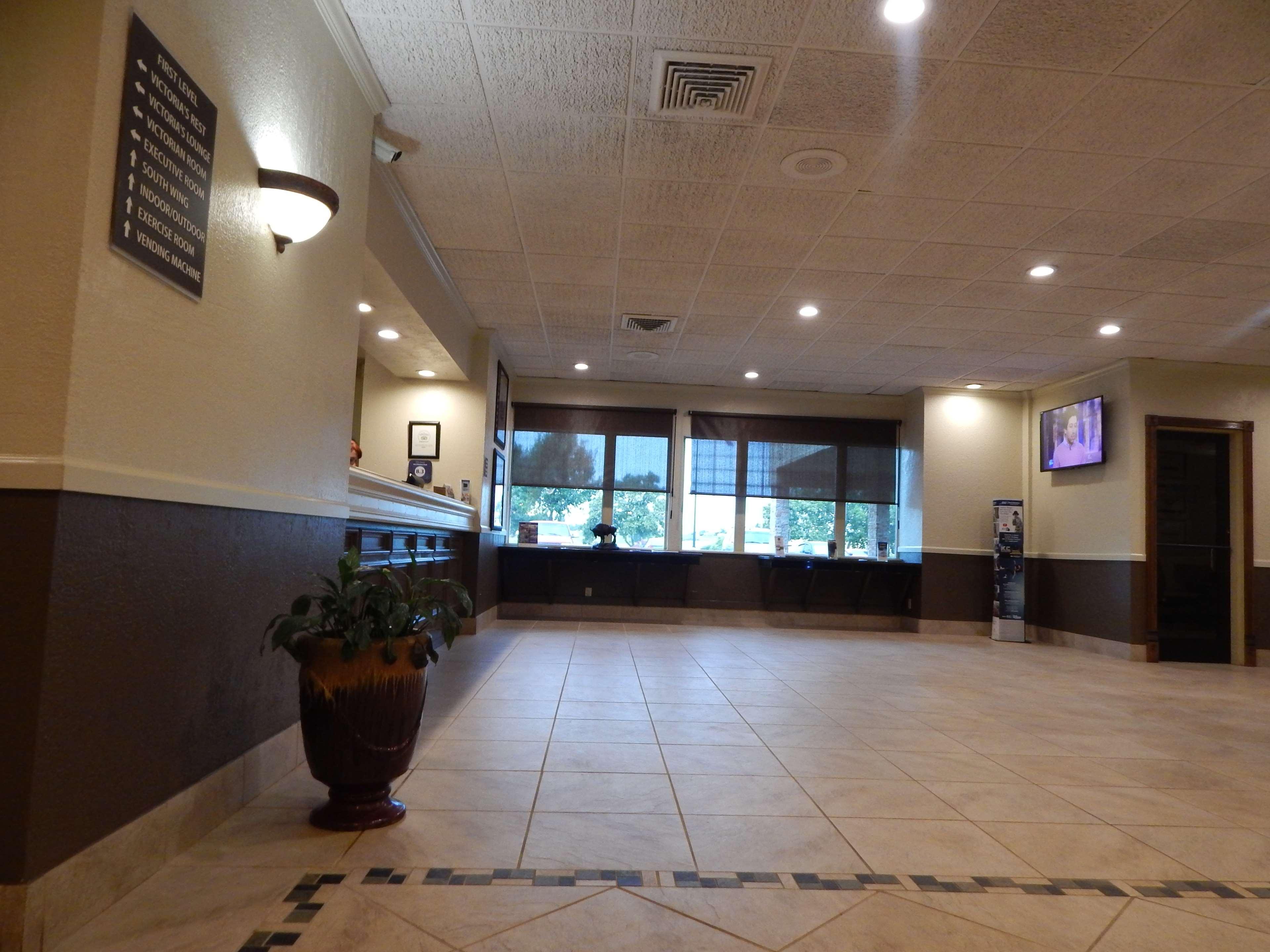 Surestay Plus By Best Western Lawton Exteriör bild