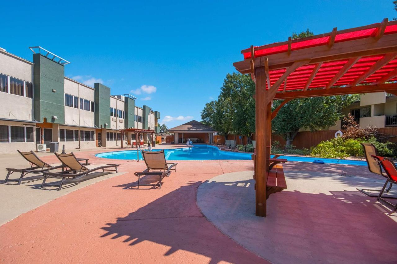 Surestay Plus By Best Western Lawton Exteriör bild